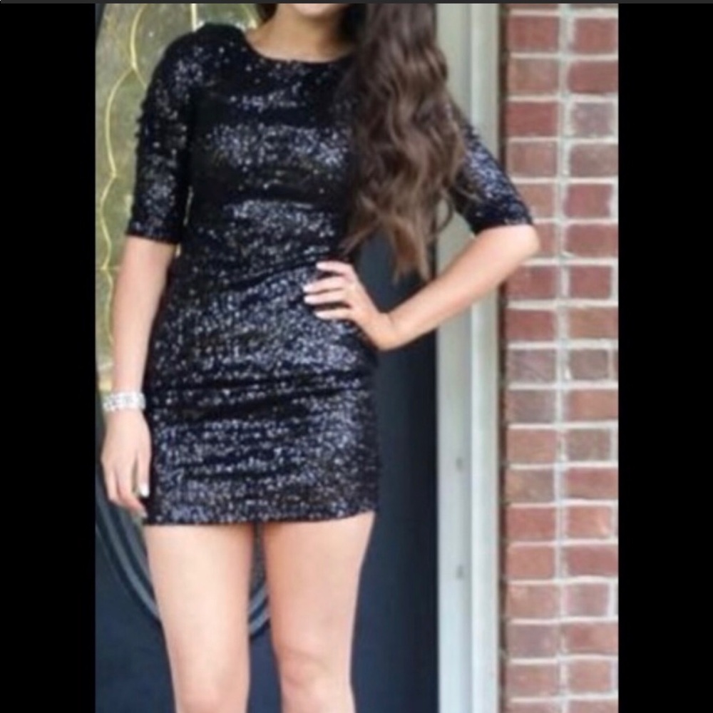 Dillard’s size 4 black sparkly dress